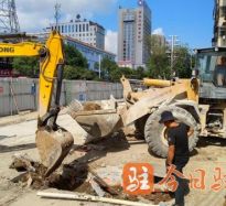 黄昏操逼去高温下的坚守｜道路建设者用汗水铺就畅通路